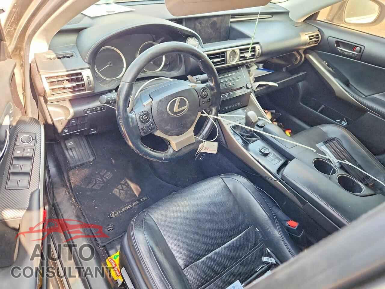 LEXUS IS 2014 - JTHCF1D2XE5011271