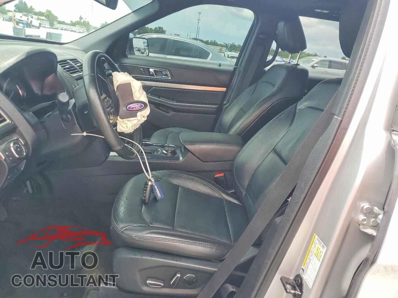 FORD EXPLORER 2018 - 1FM5K8D89JGB98242
