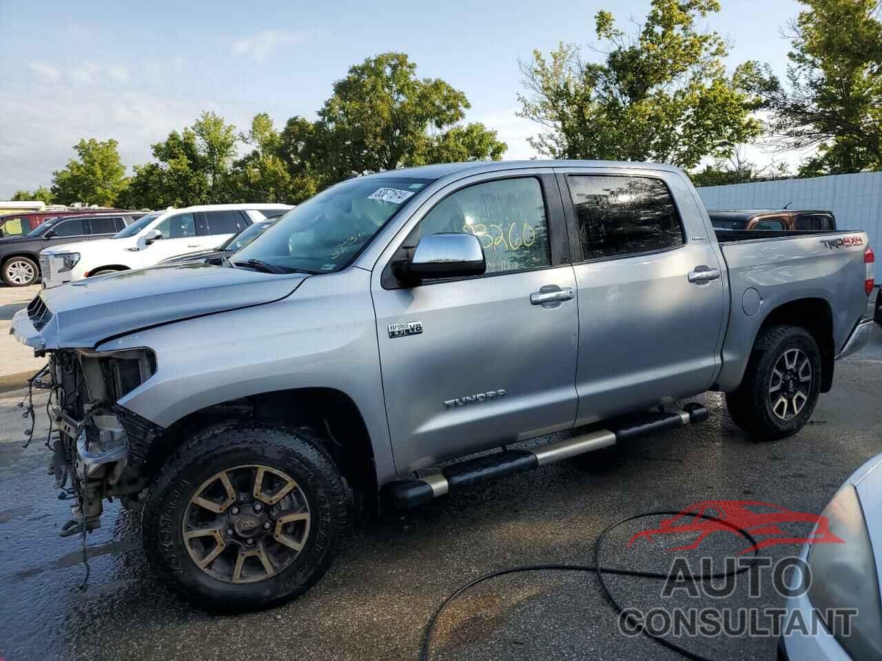 TOYOTA TUNDRA 2018 - 5TFHW5F10JX773591