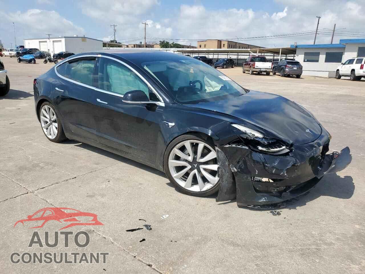 TESLA MODEL 3 2018 - 5YJ3E1EA1JF053377