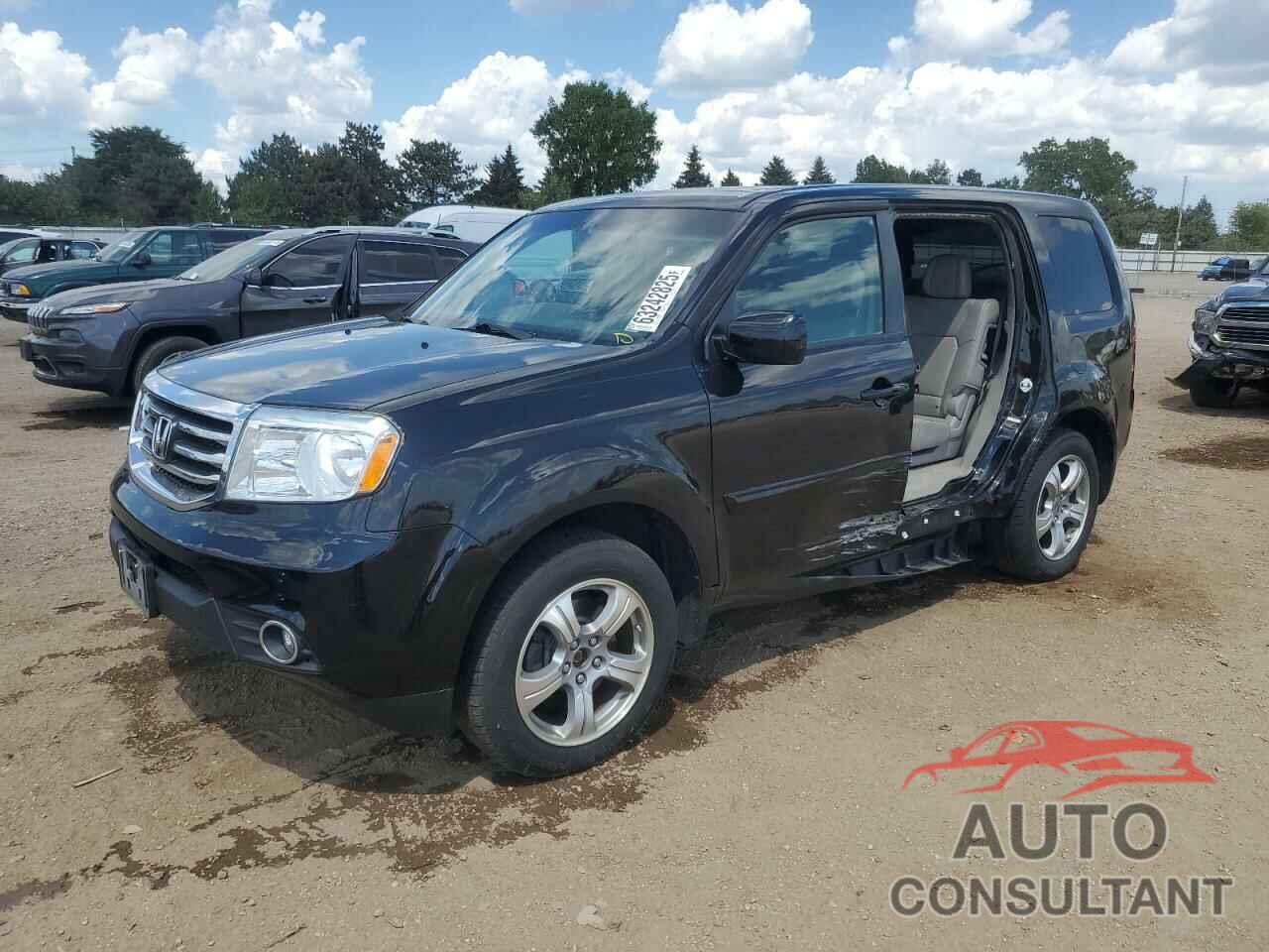 HONDA PILOT 2013 - 5FNYF4H72DB013401
