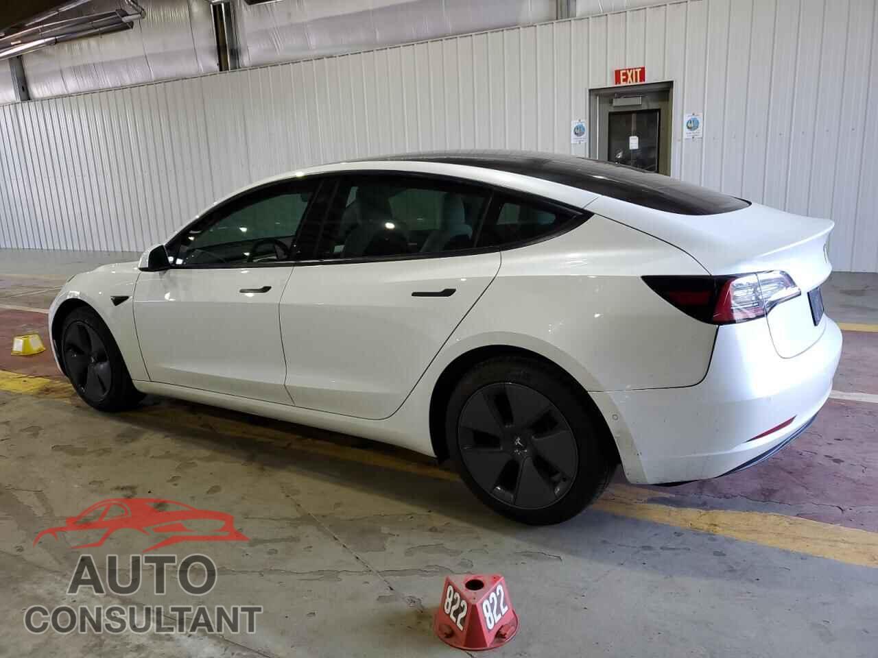 TESLA MODEL 3 2021 - 5YJ3E1EA2MF987584