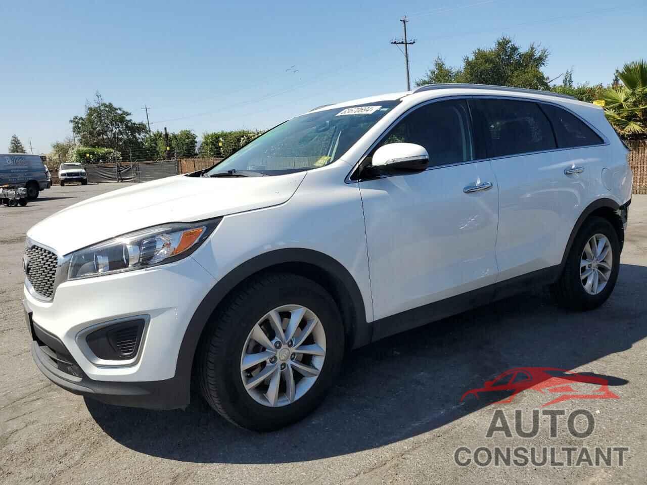 KIA SORENTO 2018 - 5XYPG4A57JG395396