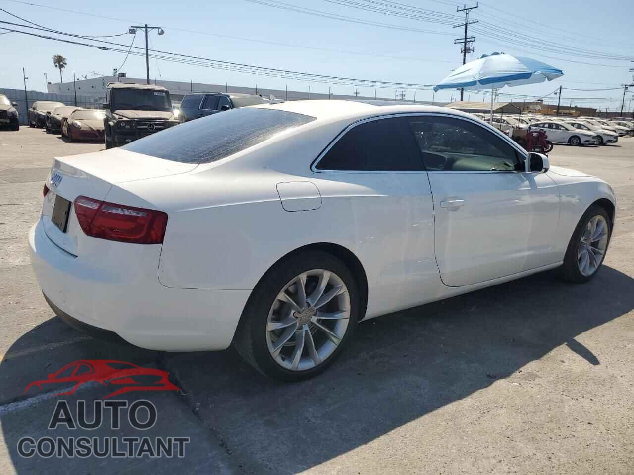AUDI A5 2013 - WAUCFAFR0DA035142