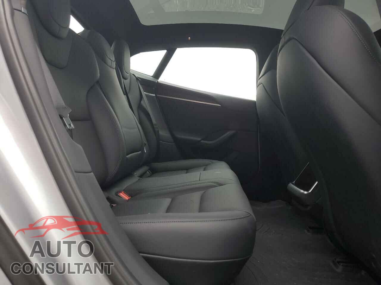 TESLA MODEL S 2024 - 5YJSA1E53RF545012