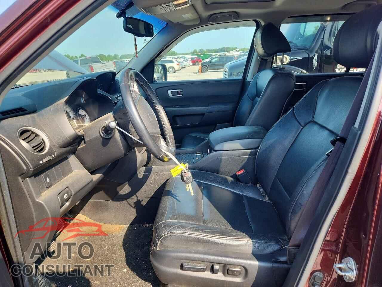 HONDA PILOT 2013 - 5FNYF4H52DB059390