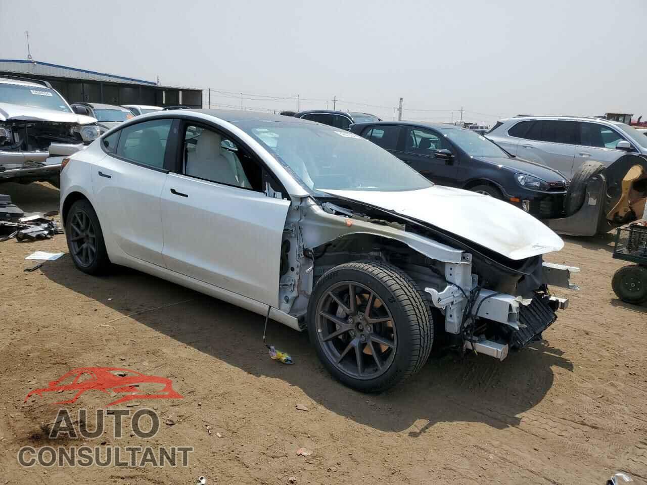 TESLA MODEL 3 2021 - 5YJ3E1EB2MF053031