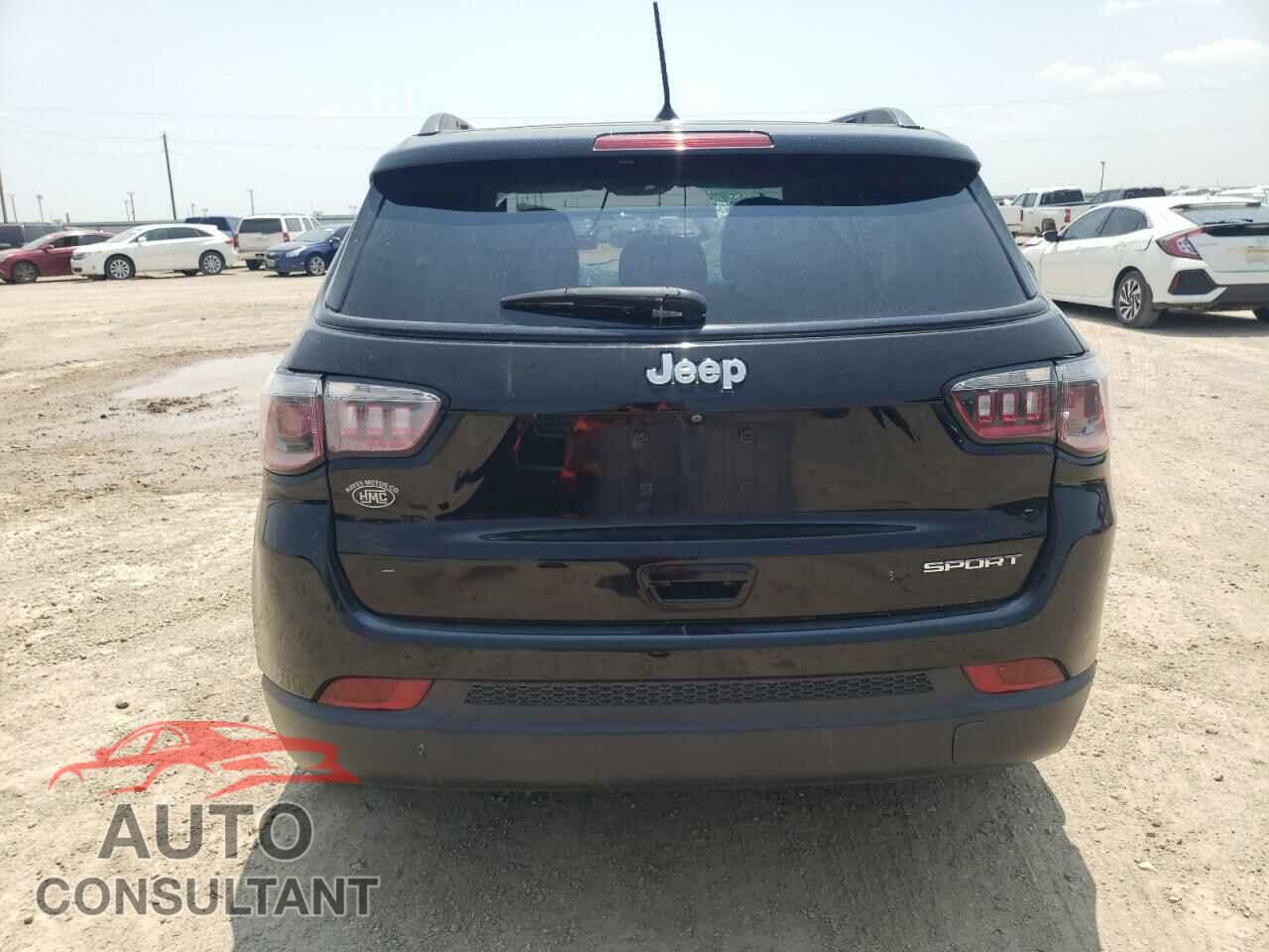 JEEP COMPASS 2018 - 3C4NJCAB7JT254975