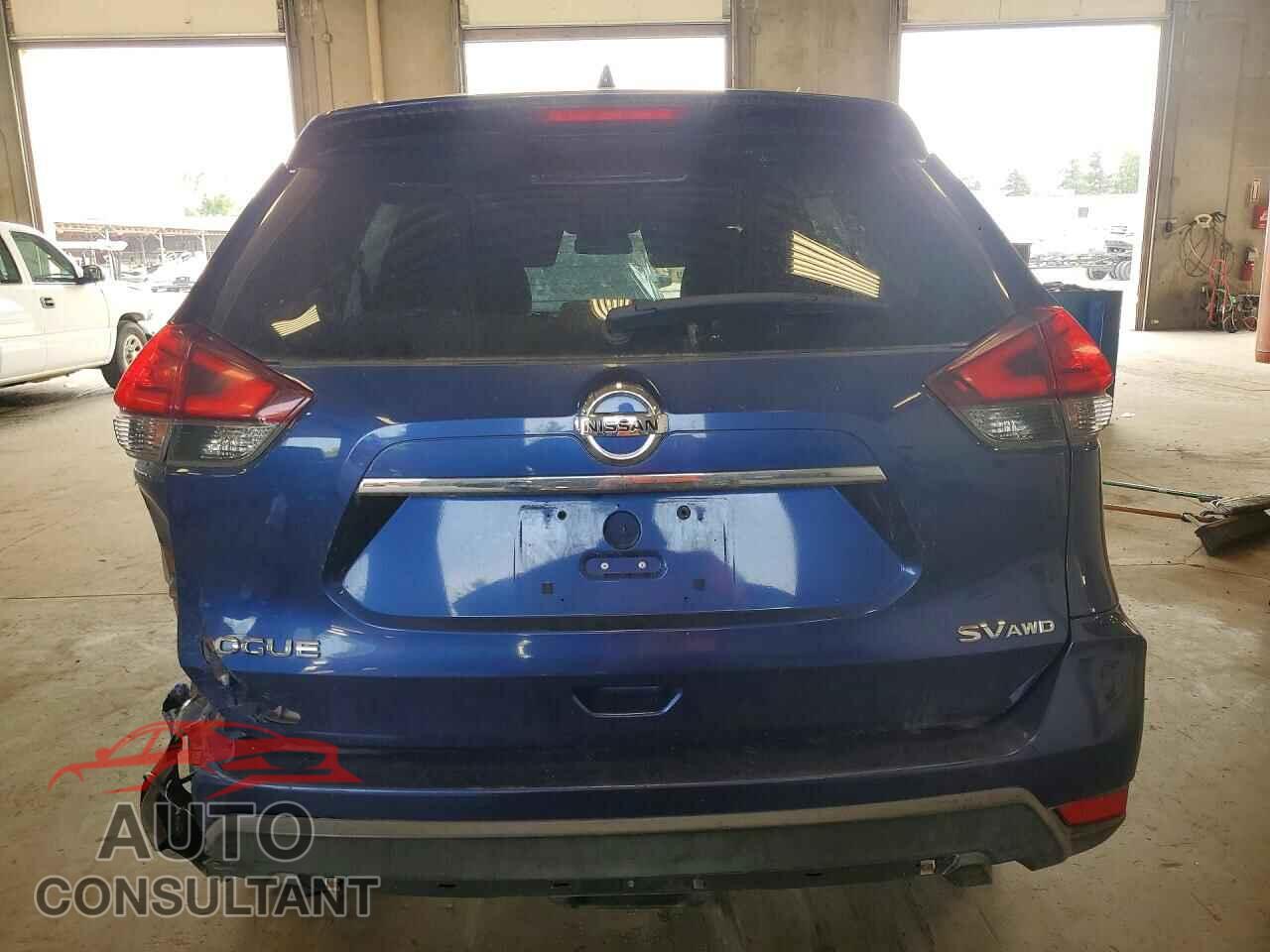 NISSAN ROGUE 2017 - KNMAT2MV2HP547996