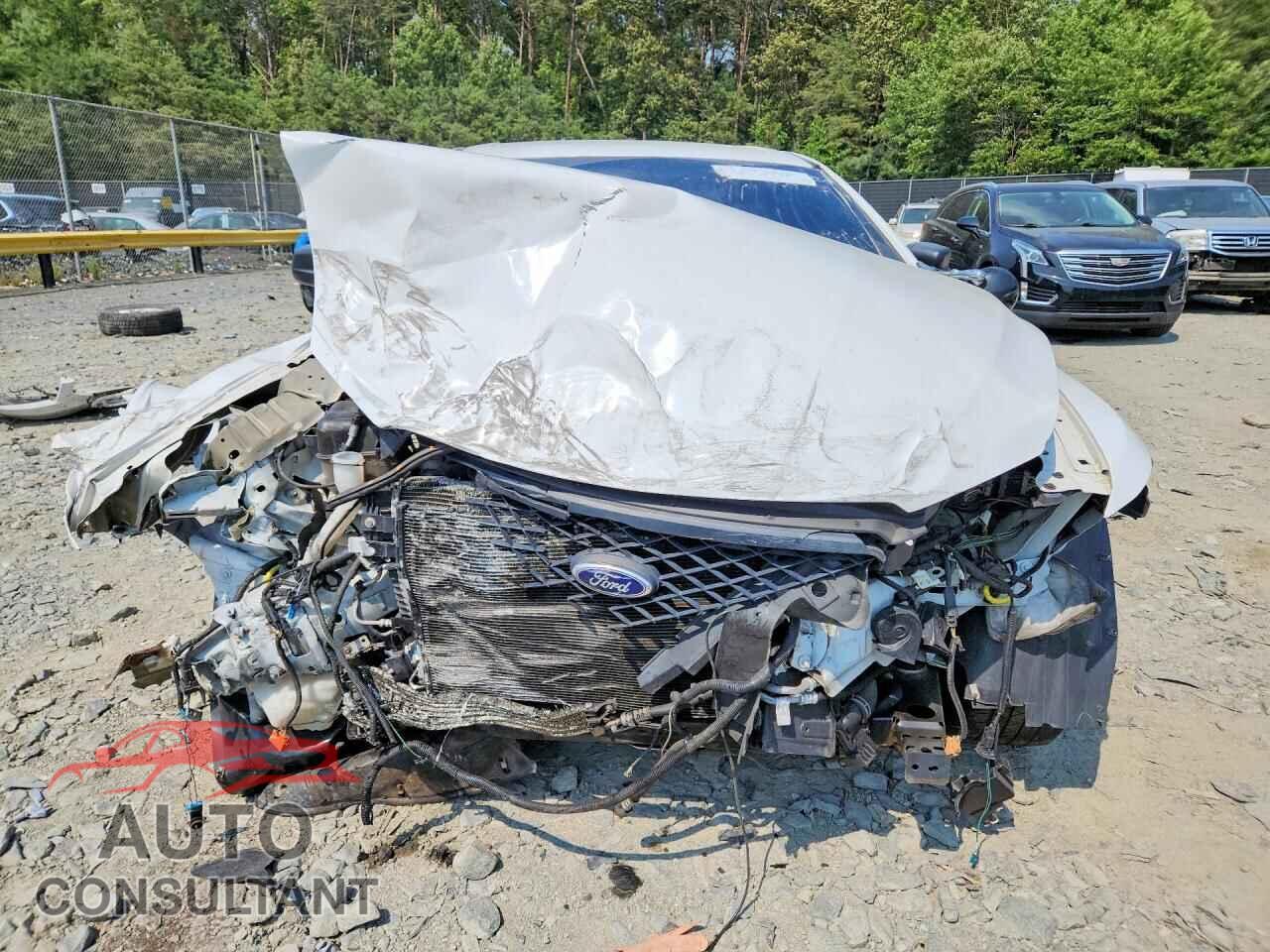 FORD TAURUS 2015 - 1FAHP2MK4FG140855