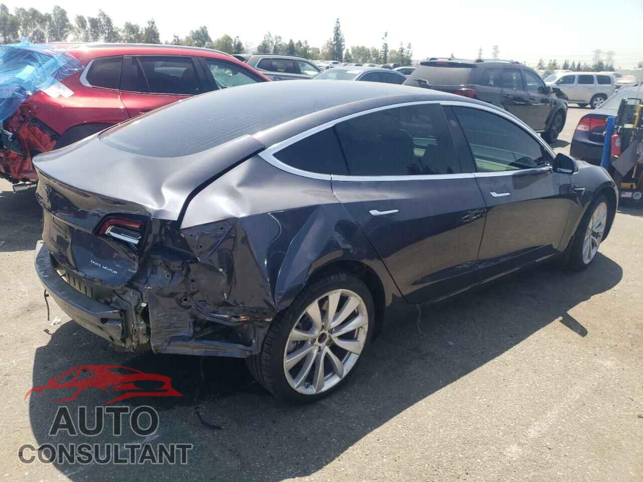 TESLA MODEL 3 2018 - 5YJ3E1EB9JF090962