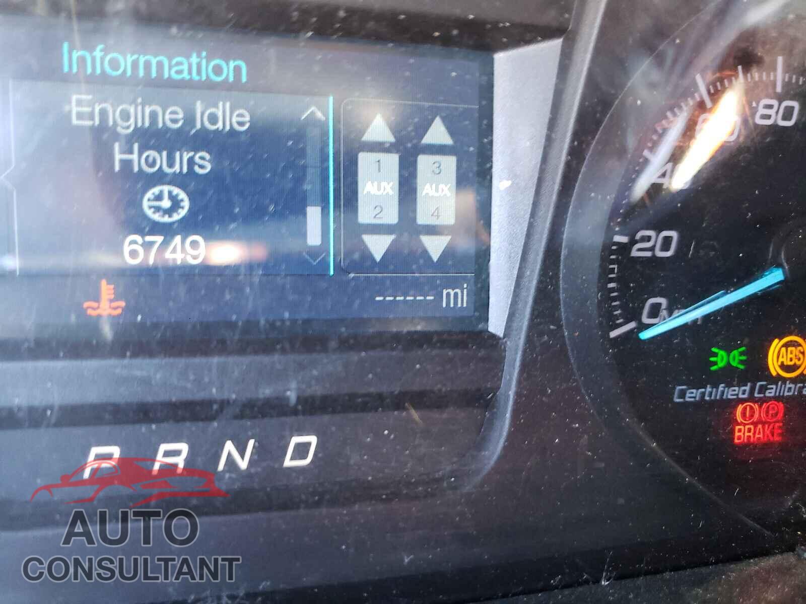 FORD TAURUS 2018 - 1FAHP2MK4JG106133