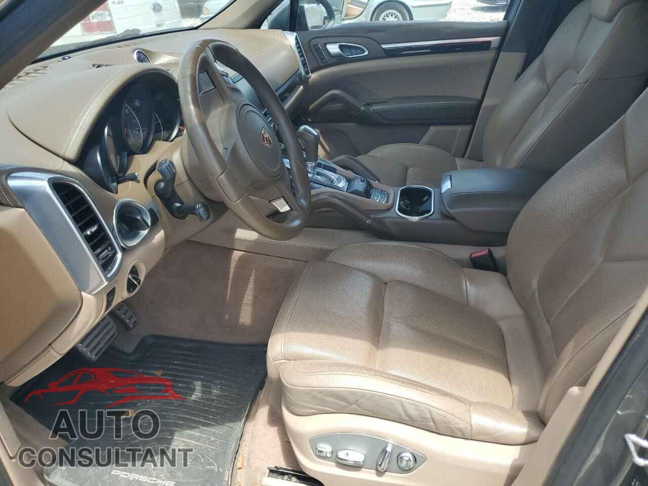 PORSCHE CAYENNE 2012 - WP1AE2A24CLA93950