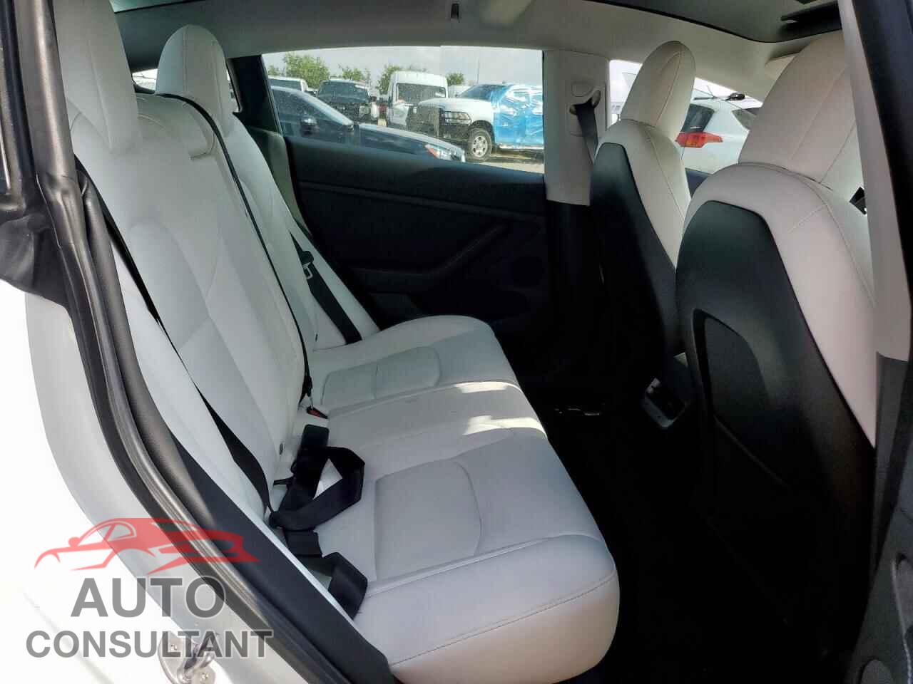 TESLA MODEL 3 2021 - 5YJ3E1EB5MF026437