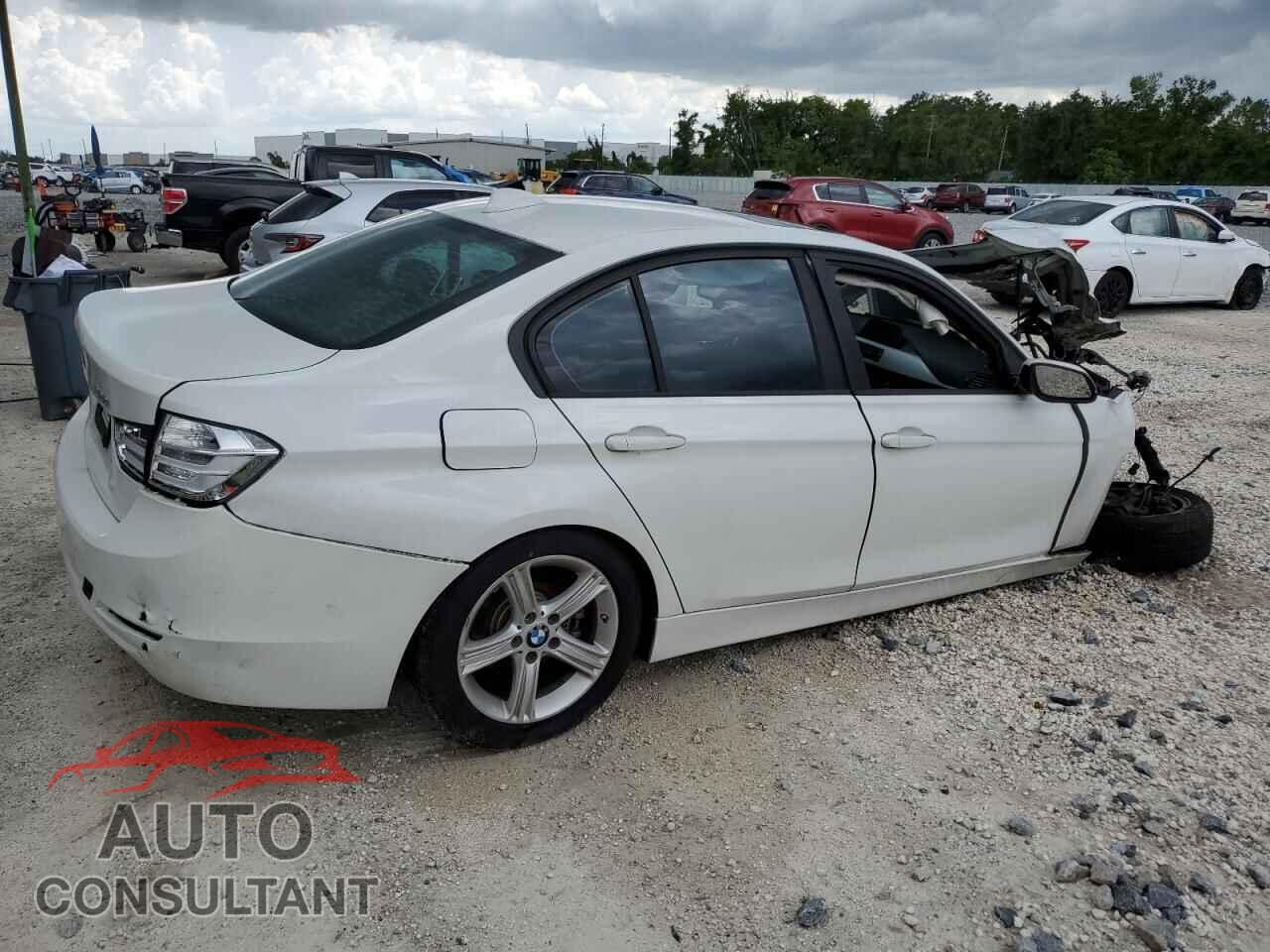 BMW 3 SERIES 2012 - WBA3A5C53CF343723