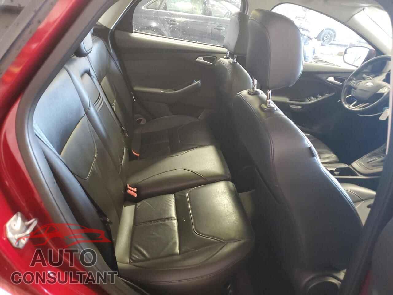 FORD FOCUS 2016 - 1FADP3K24GL218986