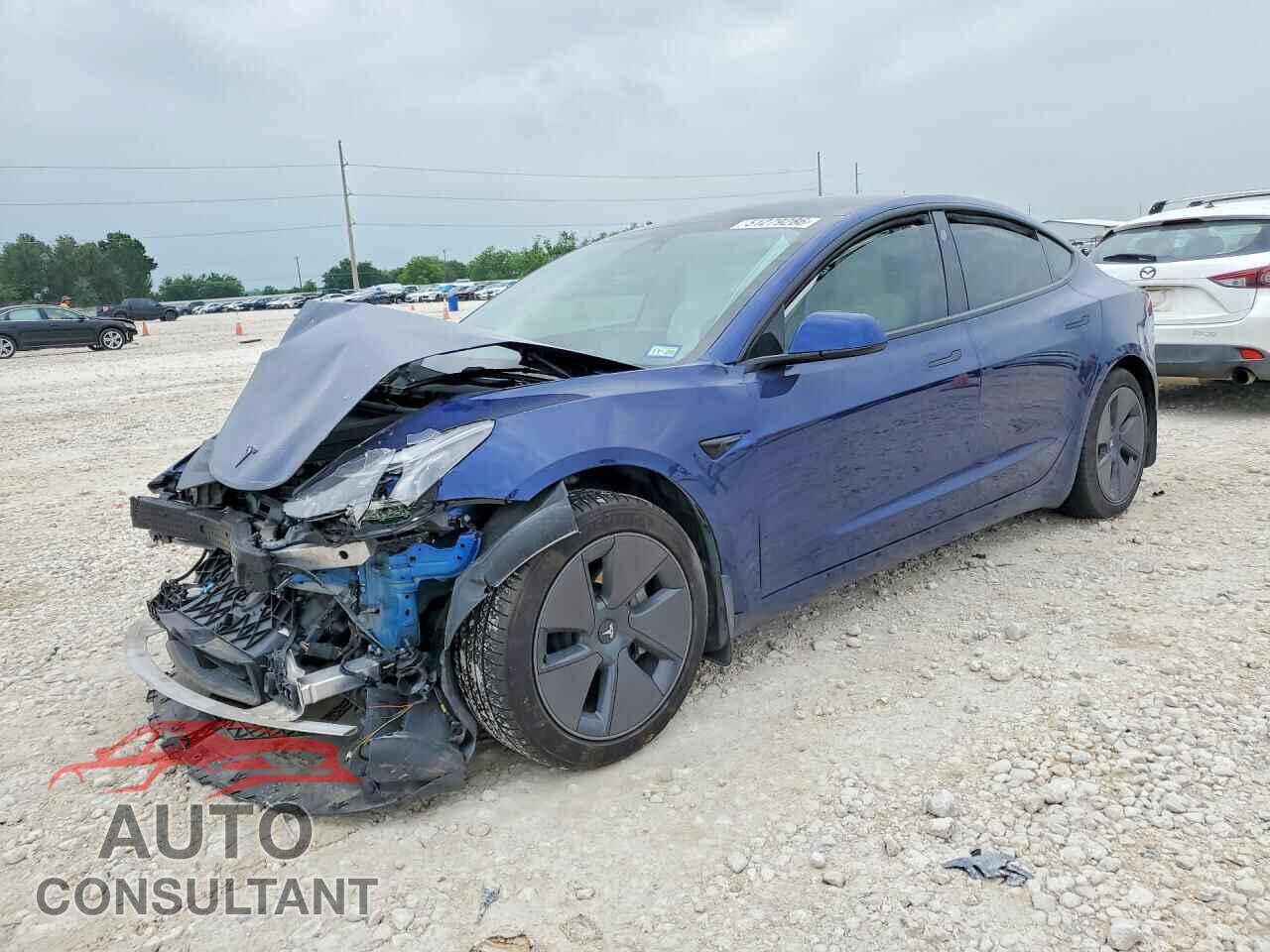 TESLA MODEL 3 2022 - 5YJ3E1EA6NF327582