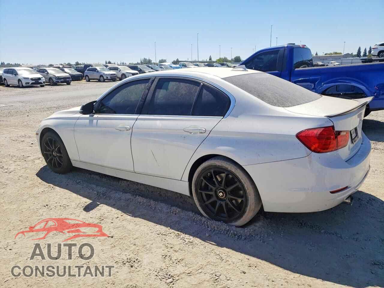 BMW 3 SERIES 2012 - WBA3A9C57CF270265