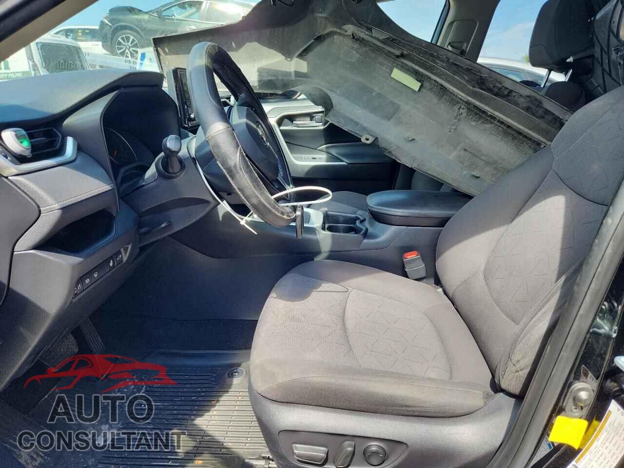 TOYOTA RAV4 2019 - JTMP1RFVXKD017922