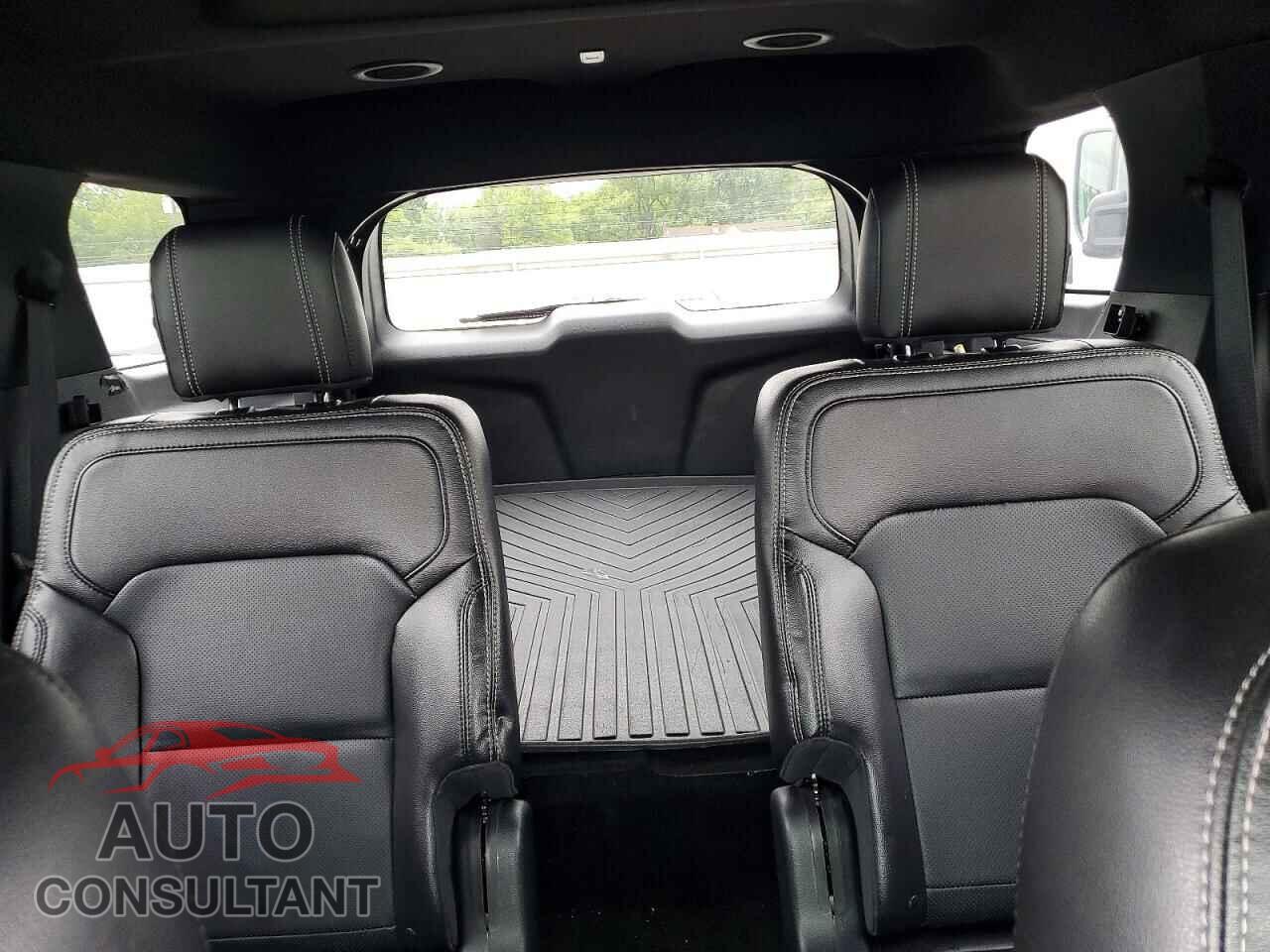 FORD EXPLORER 2018 - 1FM5K8F82JGB73535