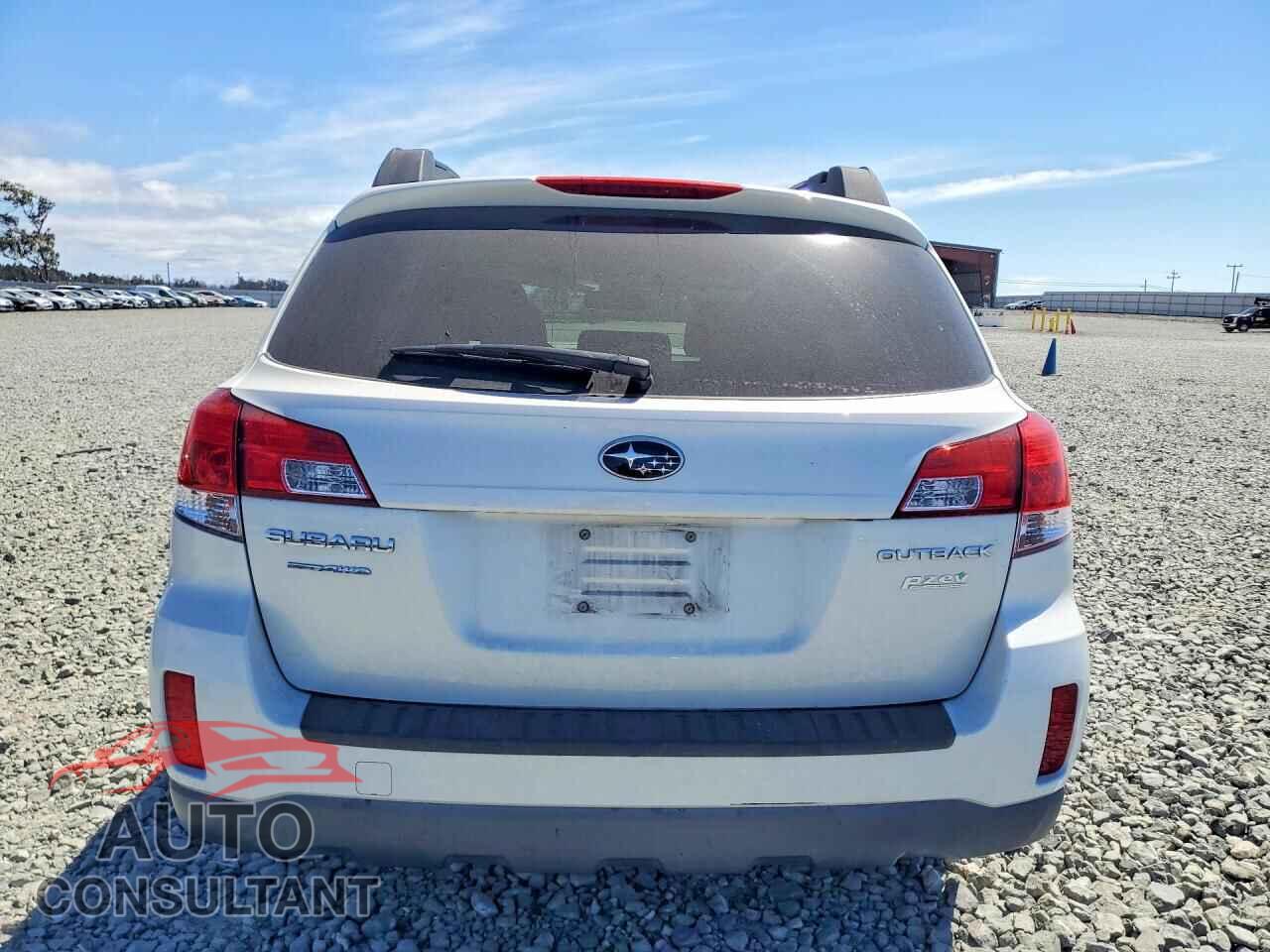 SUBARU OUTBACK 2013 - 4S4BRBCC6D3203197