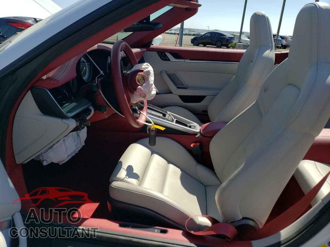 PORSCHE 911 2021 - WP0CD2A96MS263310
