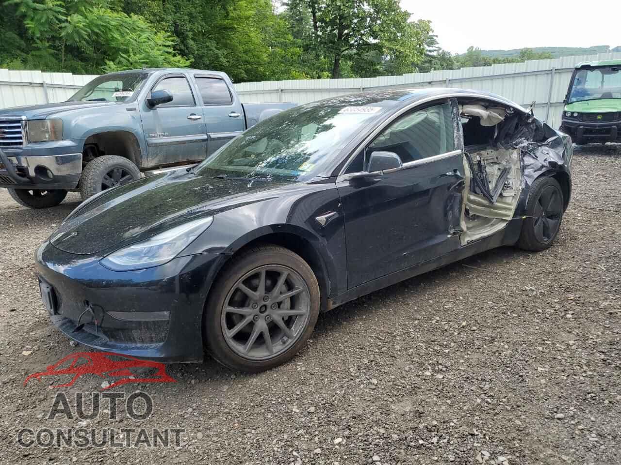 TESLA MODEL 3 2018 - 5YJ3E1EB0JF144276
