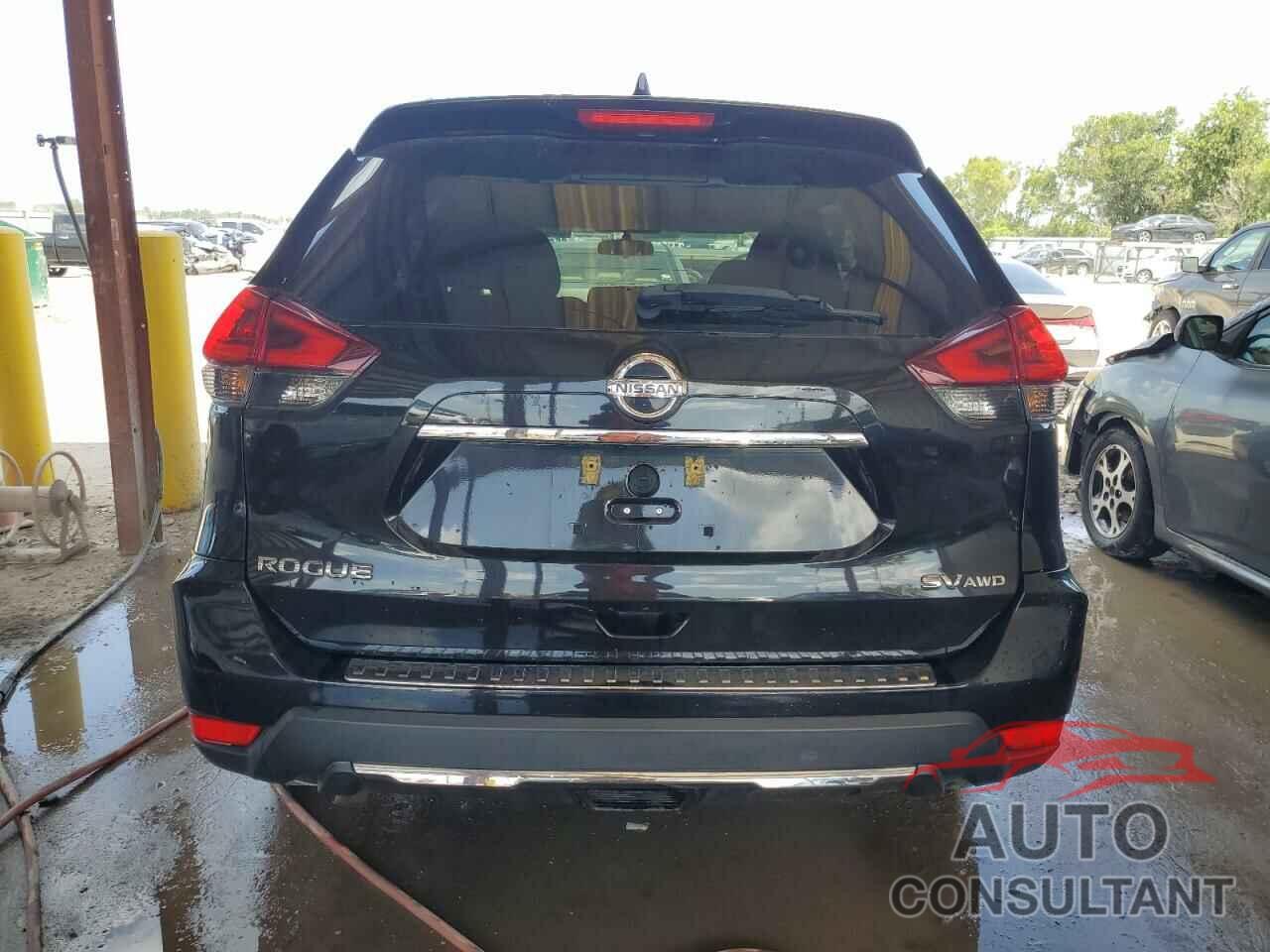 NISSAN ROGUE 2018 - 5N1AT2MV5JC768792