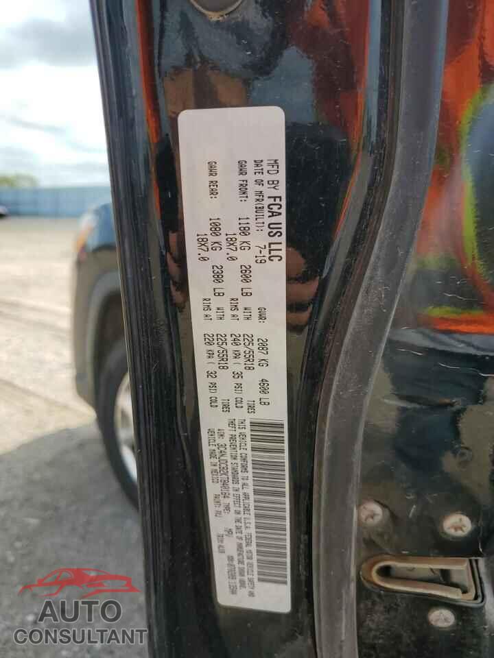 JEEP COMPASS 2019 - 3C4NJDCB2KT840164