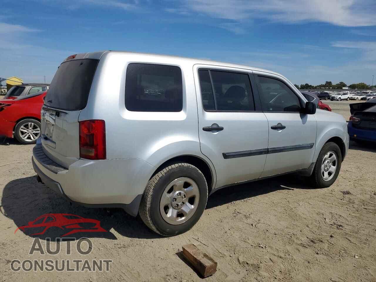 HONDA PILOT 2011 - 5FNYF3H21BB008606