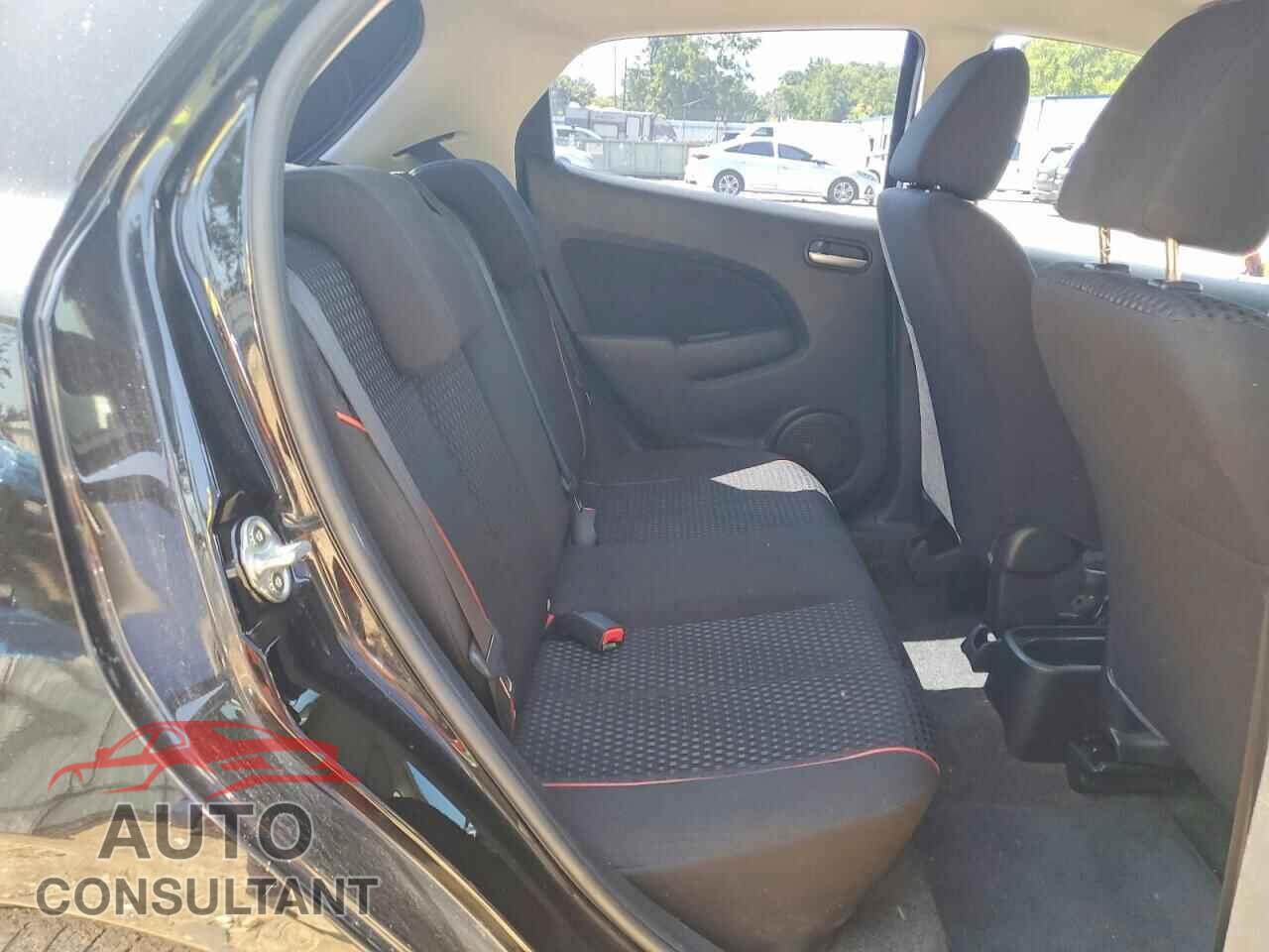MAZDA 2 2011 - JM1DE1HY1B0126972