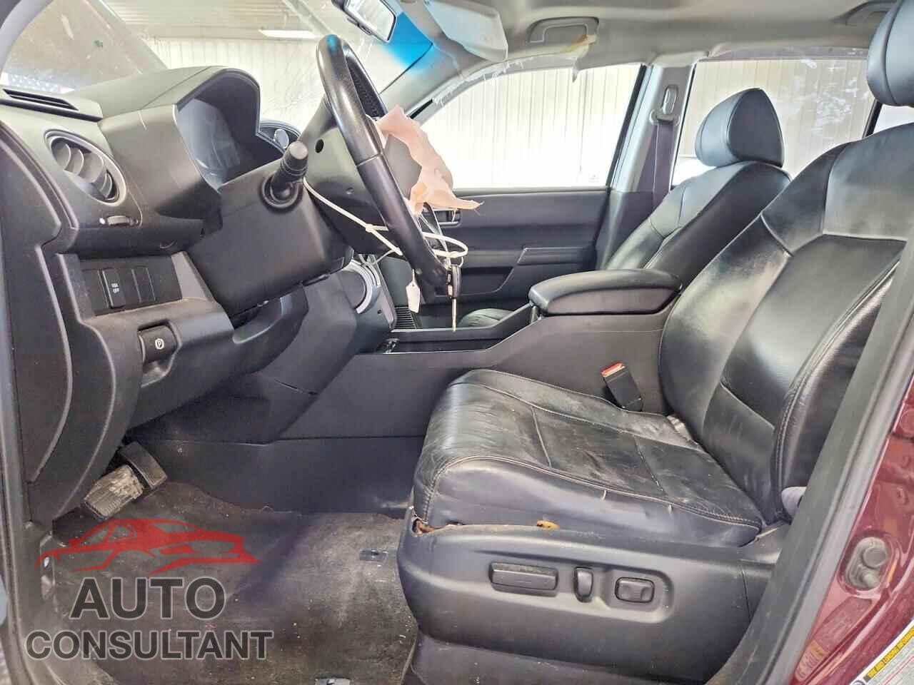 HONDA PILOT 2011 - 5FNYF4H59BB010152