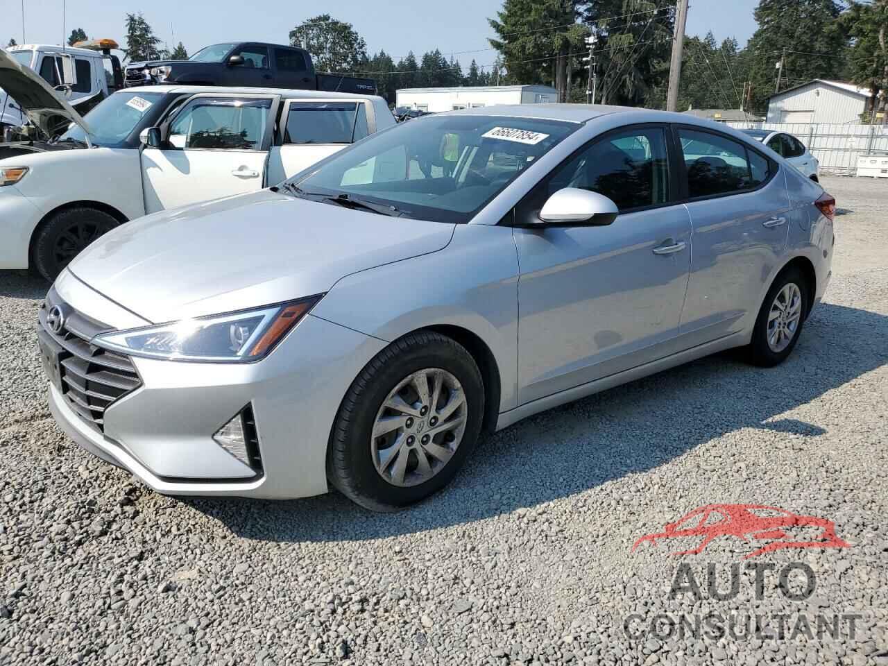 HYUNDAI ELANTRA 2019 - KMHD74LF2KU814128