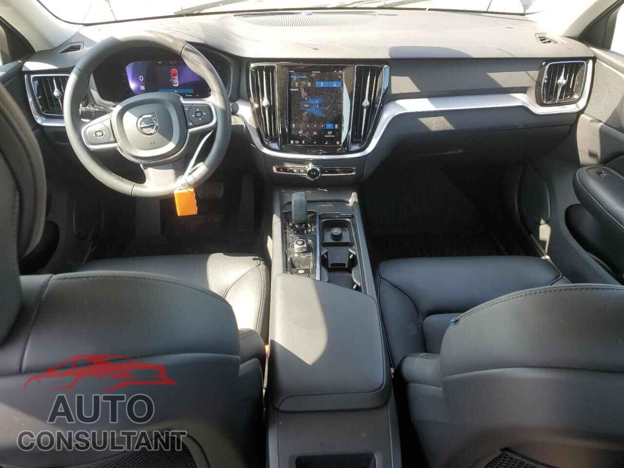 VOLVO S60 CORE 2023 - 7JRL12FV1PG234367