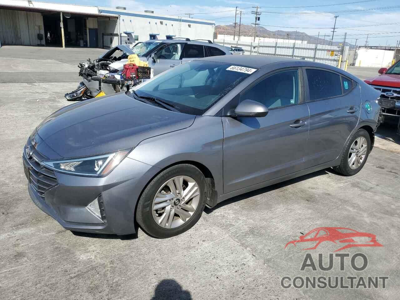 HYUNDAI ELANTRA 2019 - 5NPD84LF2KH471977