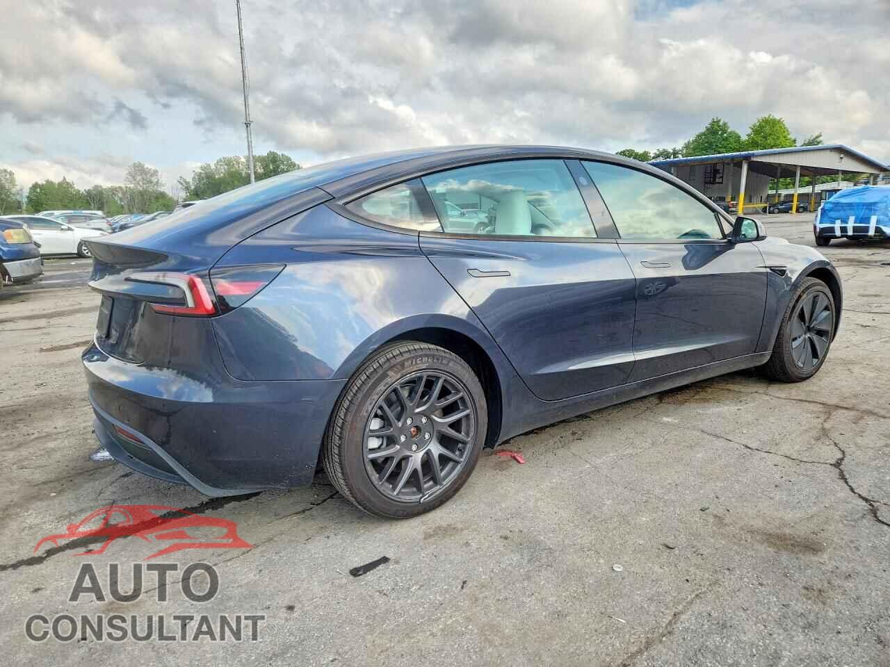 TESLA MODEL 3 2025 - 5YJ3E1EA5SF974129