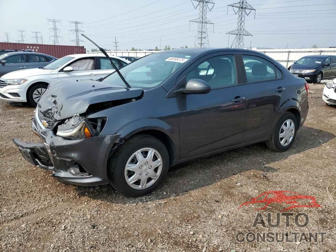 CHEVROLET SONIC 2017 - 1G1JB5SH8H4165645