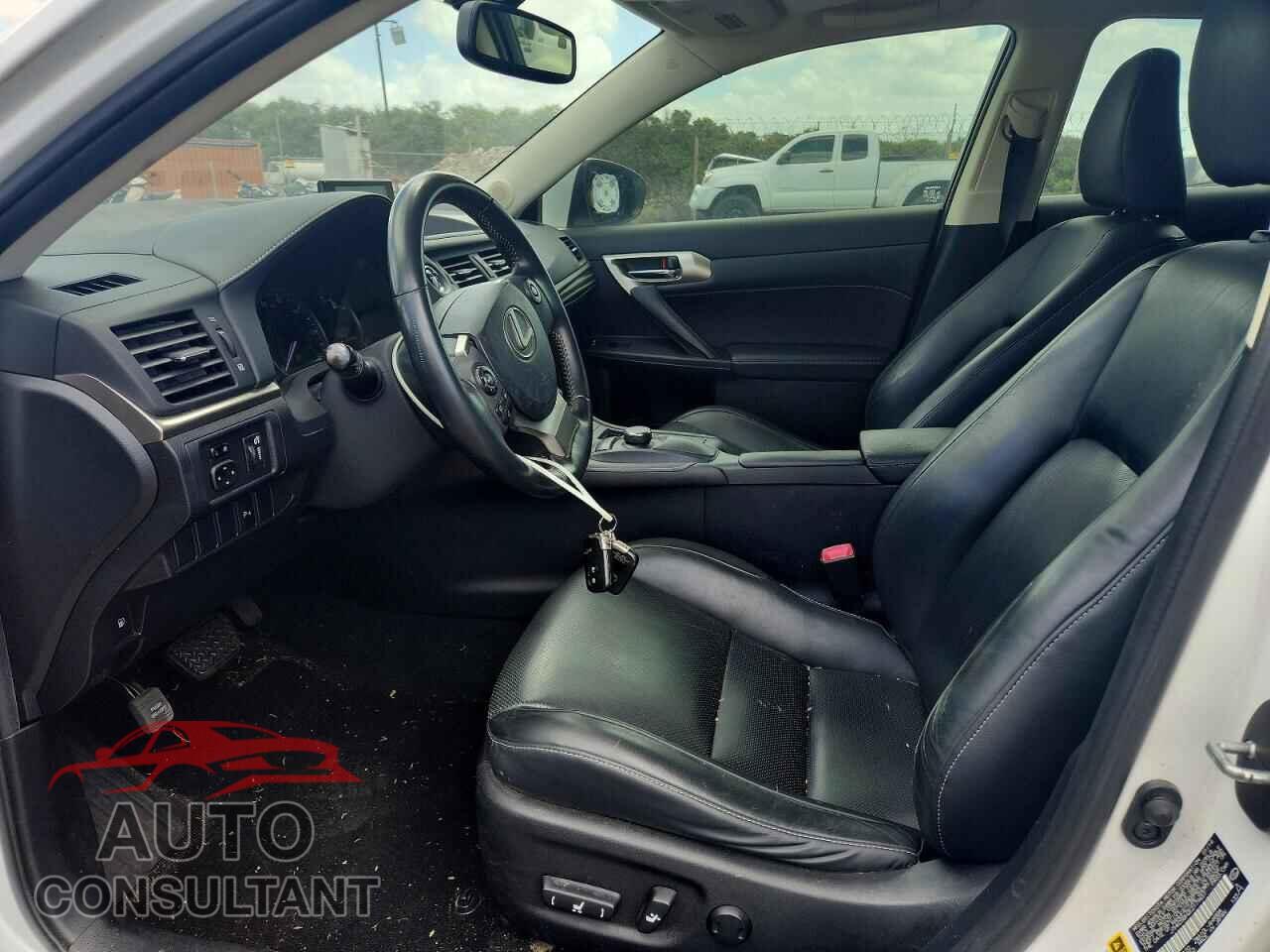 LEXUS CT 200 2014 - JTHKD5BH2E2179651