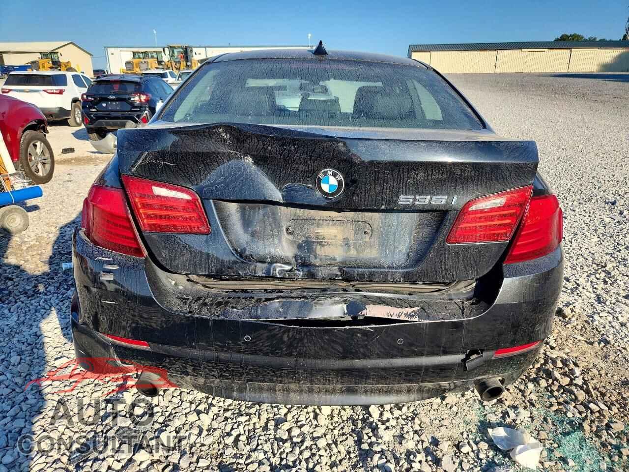 BMW 5 SERIES 2012 - WBAFR7C54CC815477