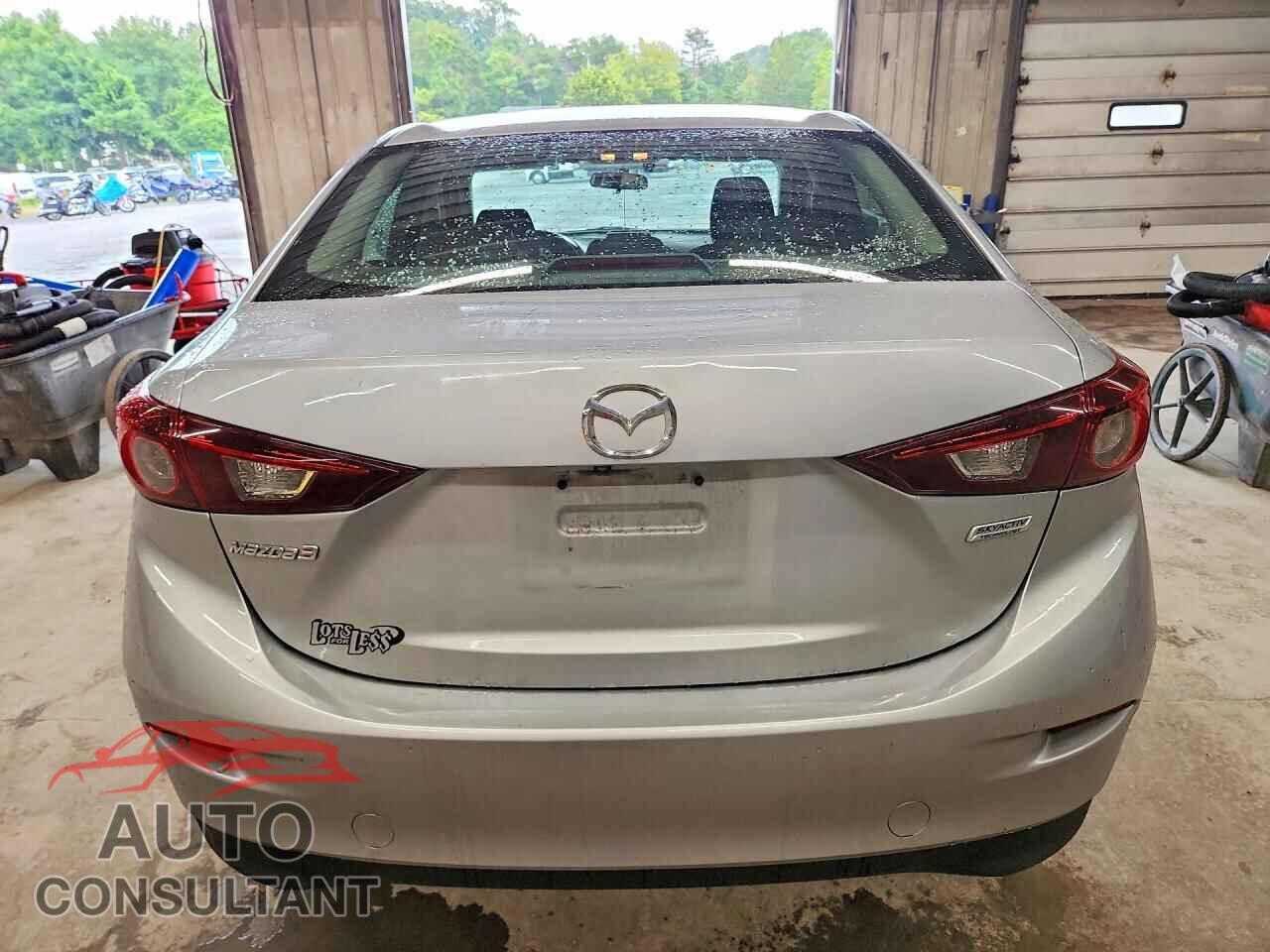 MAZDA 3 2017 - 3MZBN1U74HM155230