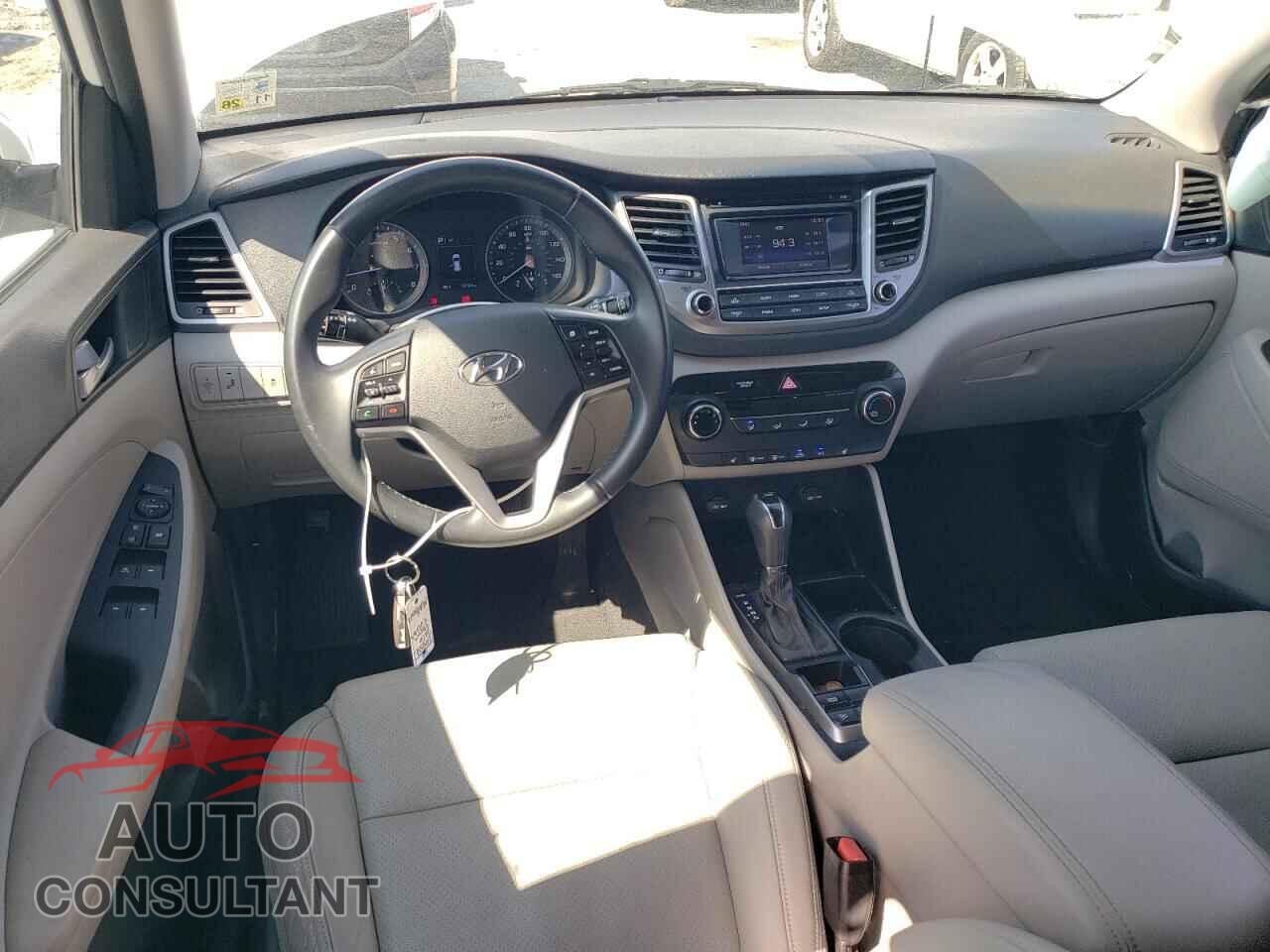 HYUNDAI TUCSON 2016 - KM8J33A22GU106980