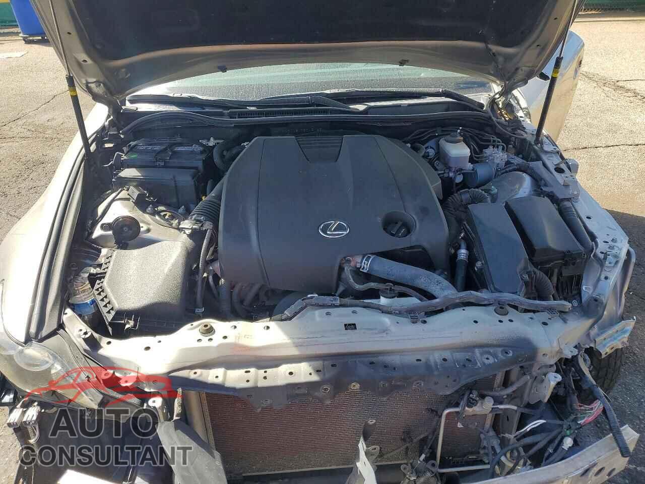 LEXUS IS 2015 - JTHCF1D24F5018122