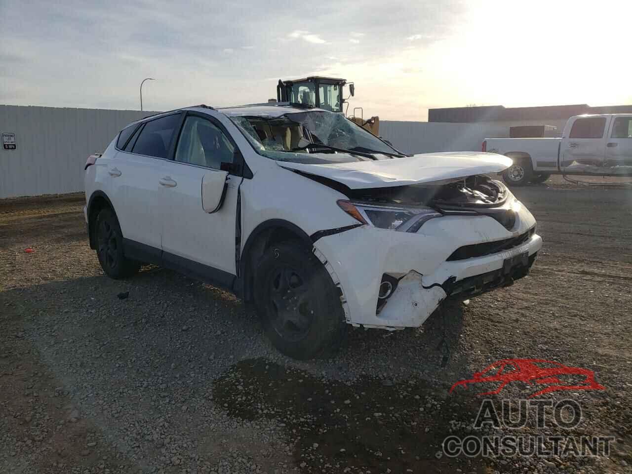 TOYOTA RAV4 2017 - JTMRFREV8HD204595