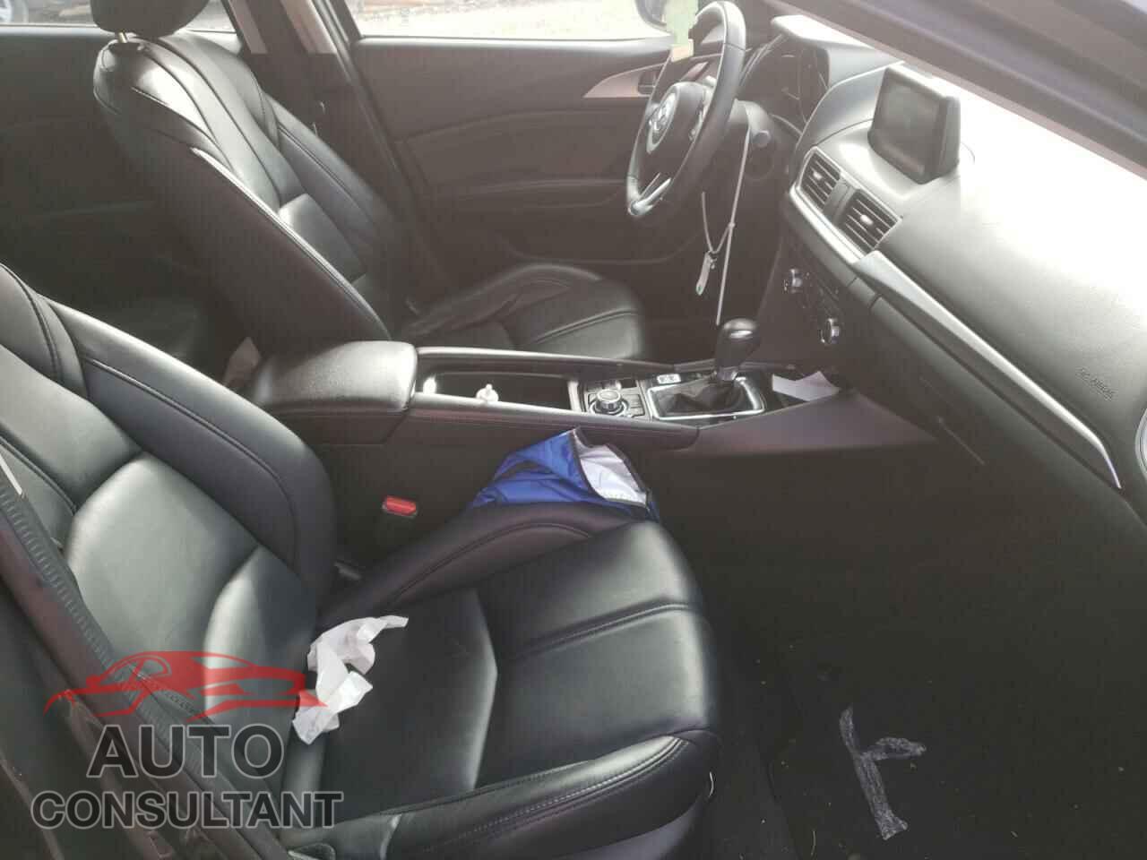 MAZDA 3 2017 - JM1BN1V78H1105123