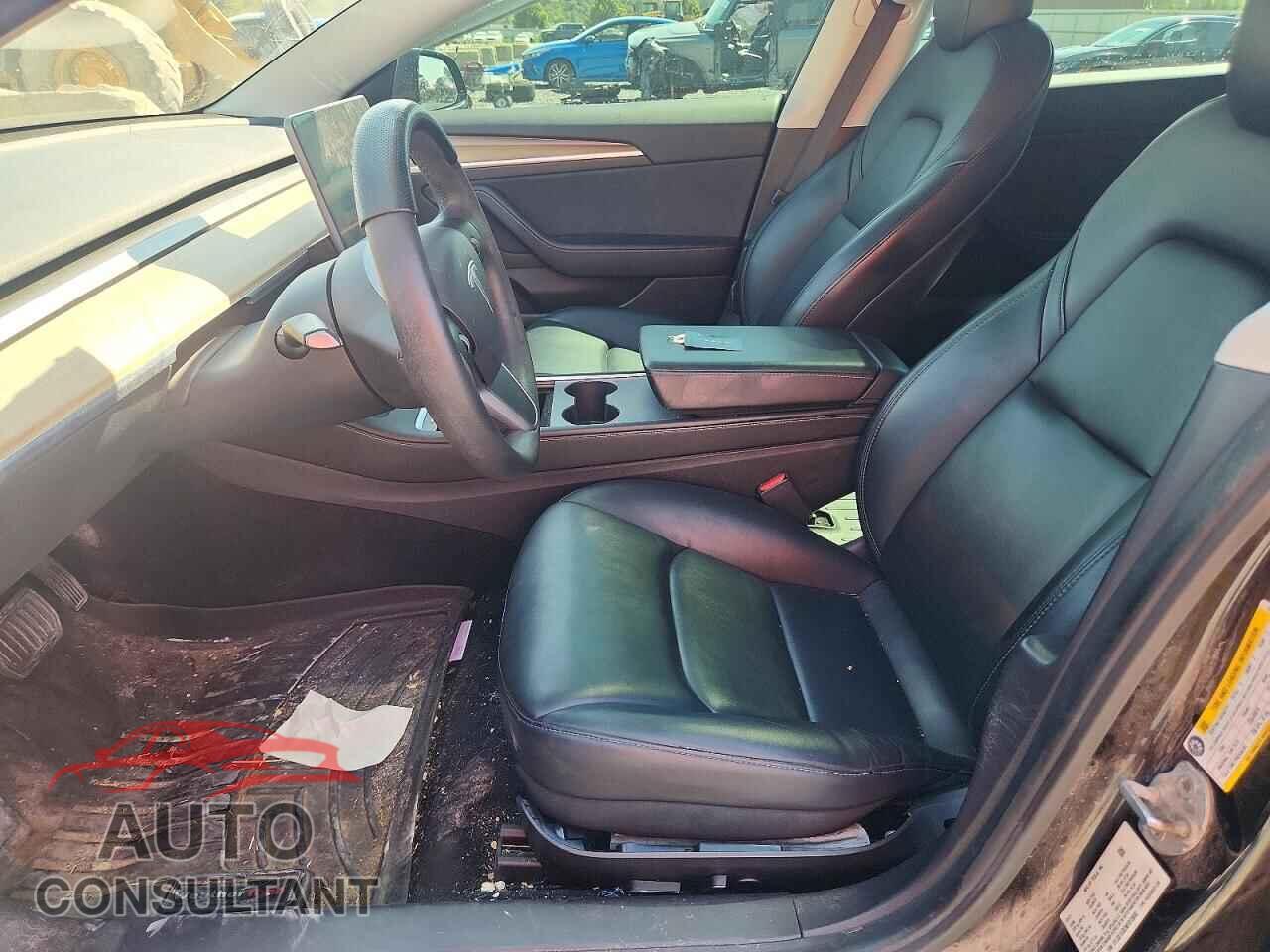 TESLA MODEL 3 2021 - 5YJ3E1EB2MF978800