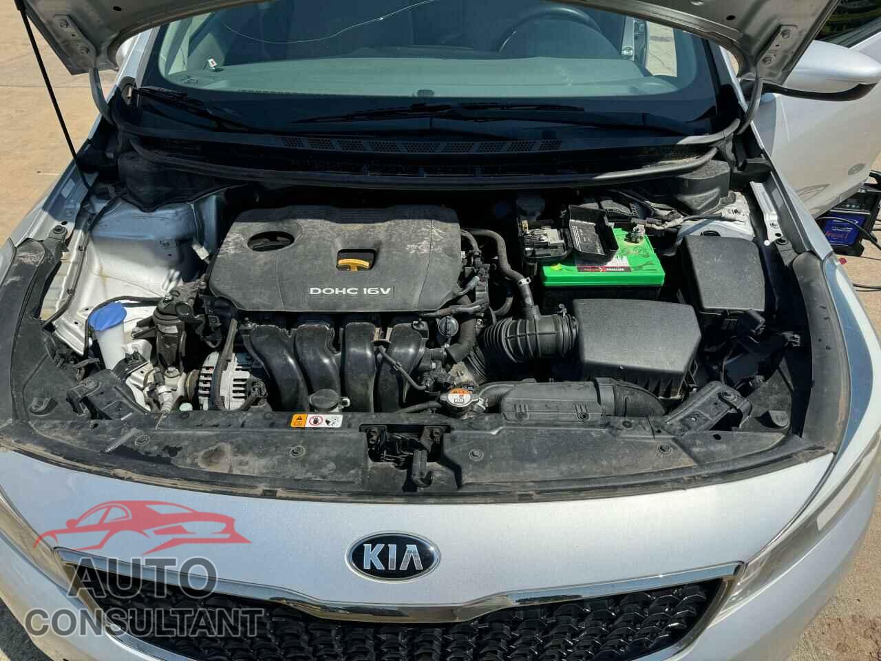 KIA FORTE 2017 - 3KPFK4A70HE146182