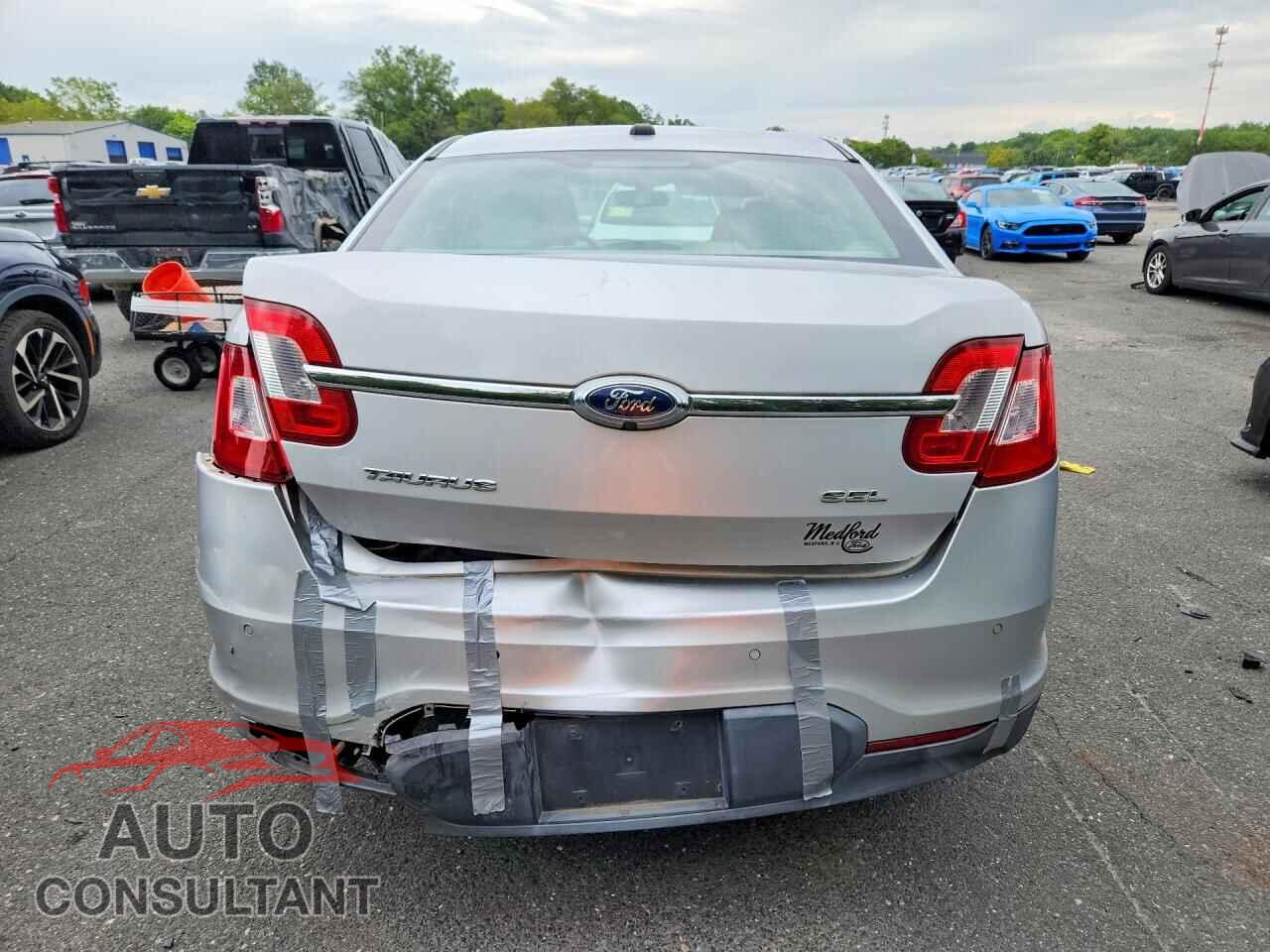 FORD TAURUS 2012 - 1FAHP2EW1CG107213