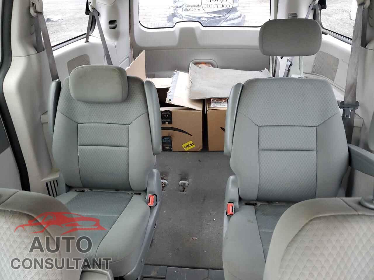 DODGE CARAVAN 2010 - 2D4RN4DE3AR348715
