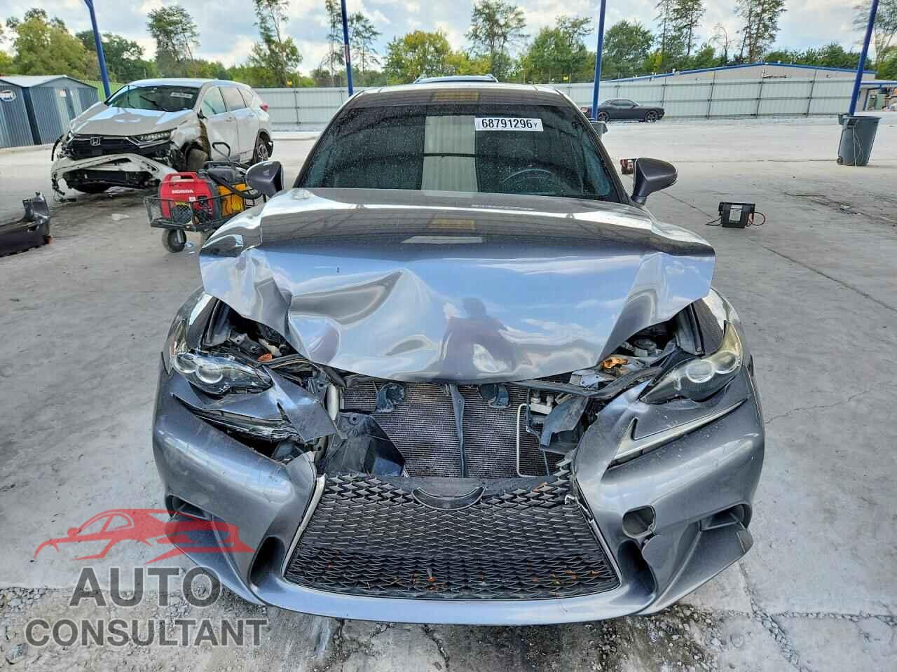 LEXUS IS 2014 - JTHBE1D20E5006370