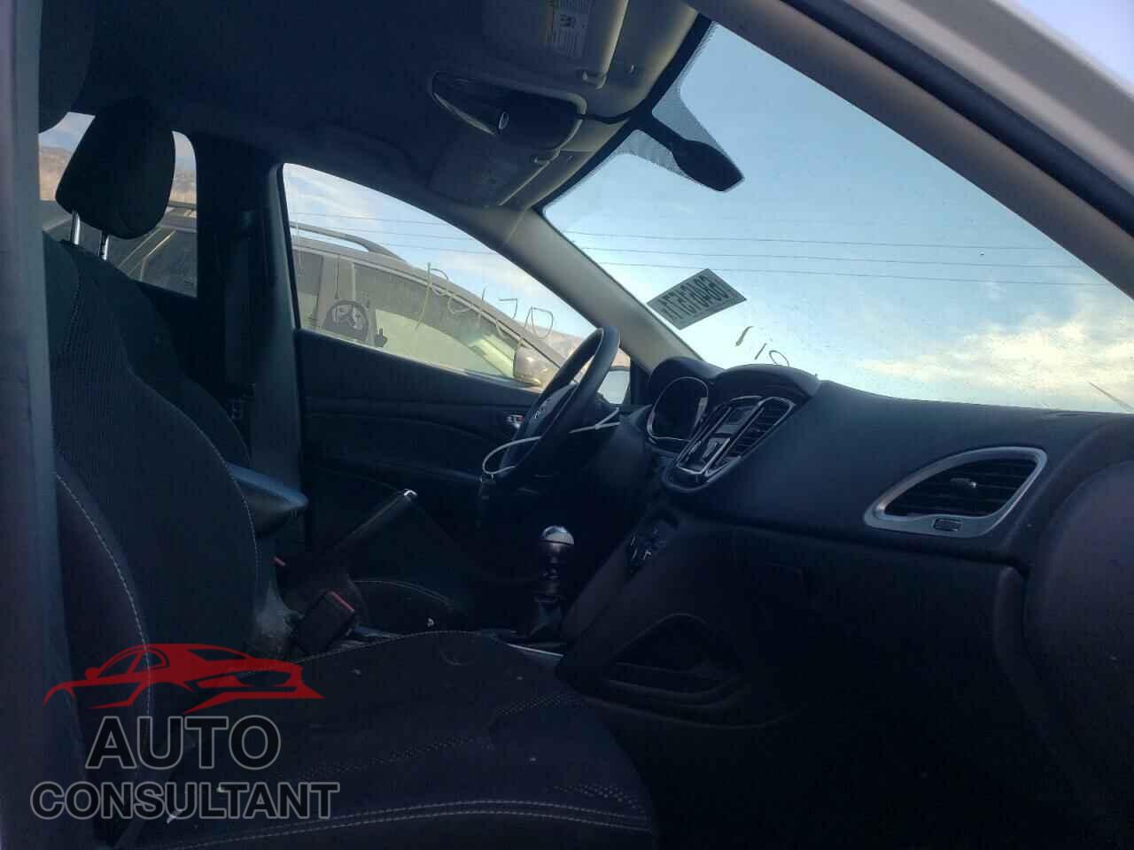 DODGE DART 2016 - 1C3CDFBBXGD680211